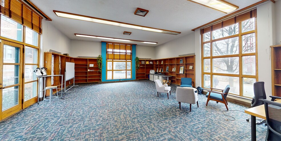 More Photos Of 6219 Guilford Ave, Indianapolis Loft Creative Space For Sale