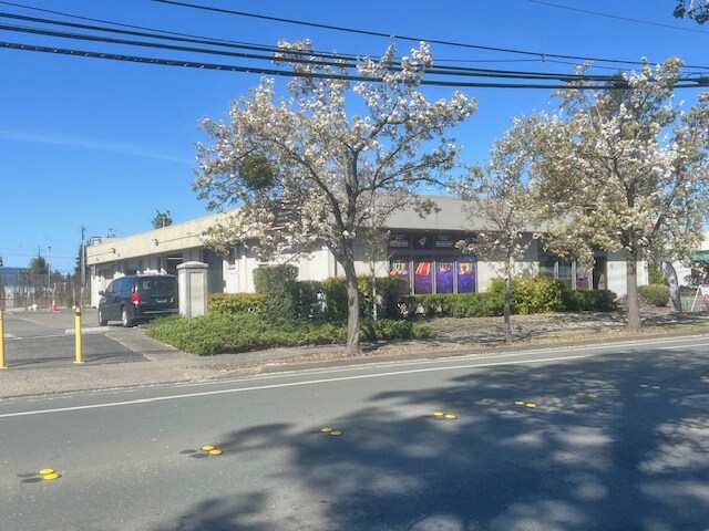 More Photos Of 1800 Piner Rd, Santa Rosa Warehouse For Sale