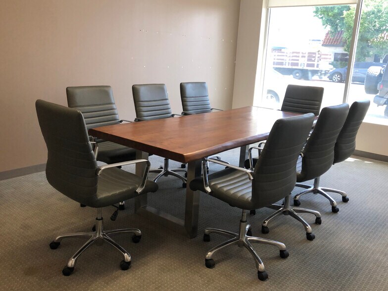 Primary Photo Of 719 N Victory Blvd, Burbank Office For Lease