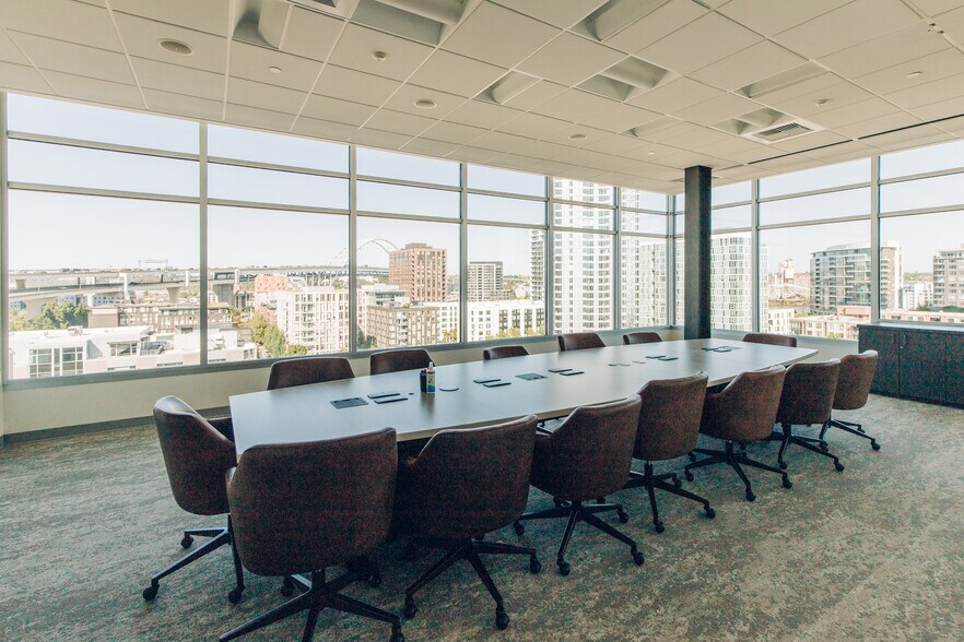 More Photos Of 1400 NW Northrup St, Portland Office For Lease