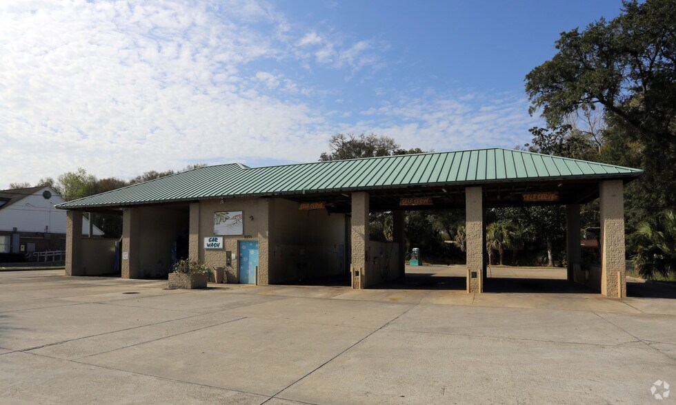 More Photos Of 4955 Mobile Hwy, Pensacola Carwash For Sale