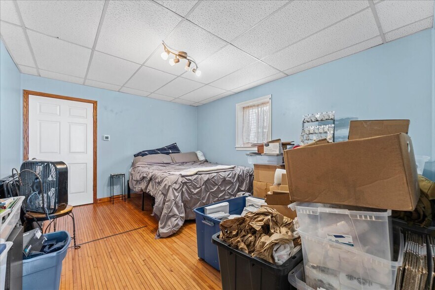 More Photos Of 517 Milwaukee St, Kewaunee General Retail For Sale