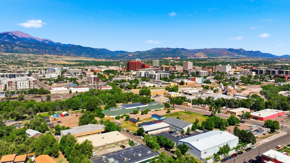 More Photos Of 535 E Cimarron St, Colorado Springs Warehouse For Sale