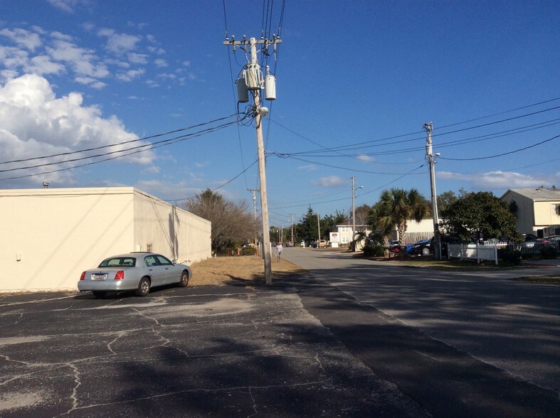 More Photos Of 1615 Highway 17 S, North Myrtle Beach Freestanding For Lease