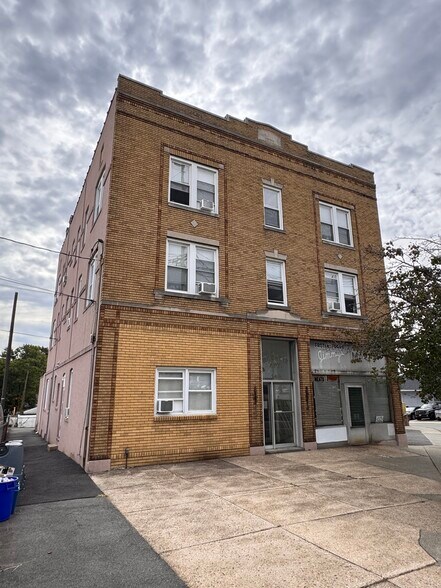 More Photos Of 140 Rt-7, Nutley Apartments For Sale