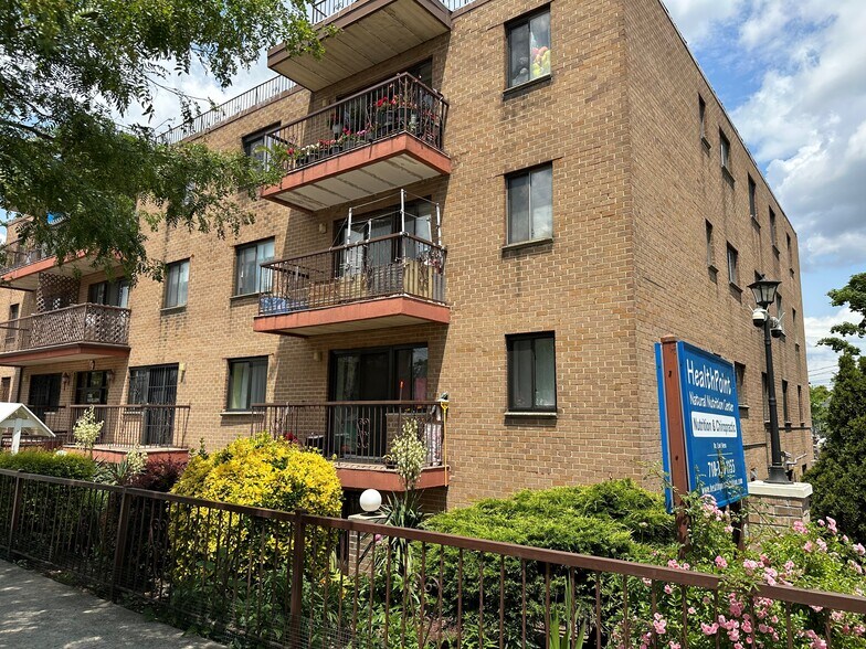 More Photos Of 122-15 25th Rd, Flushing Apartments For Sale