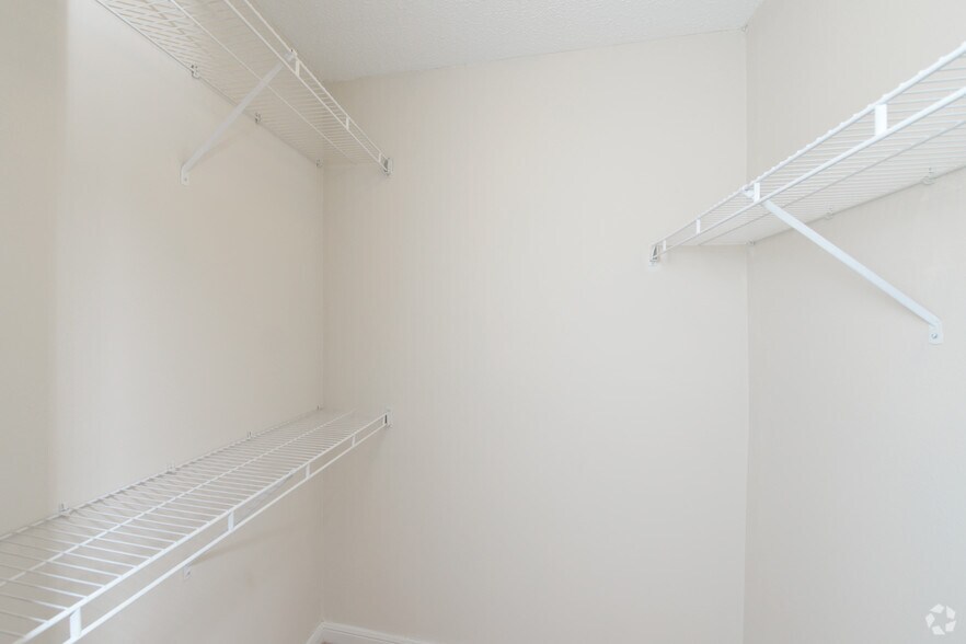 More Photos Of 100 Elena St, Cranston Apartments For Sale