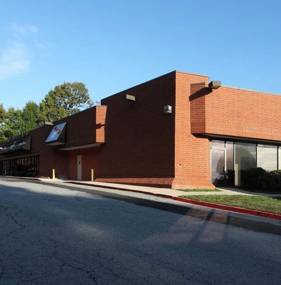 More Photos Of 2244 Henderson Mill Rd NE, Atlanta Medical For Lease