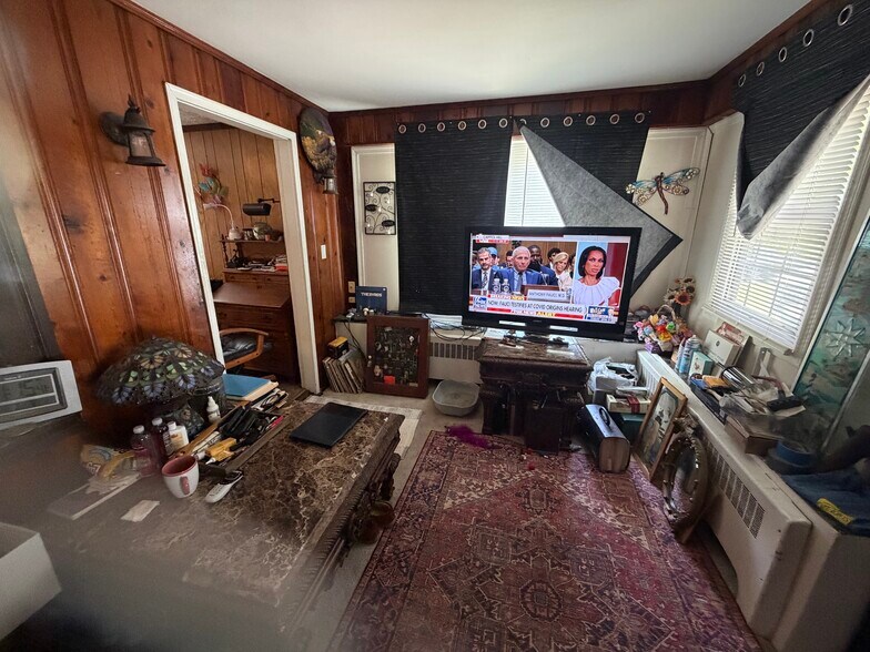 More Photos Of 26 Warren St, Aberdeen Multifamily For Sale