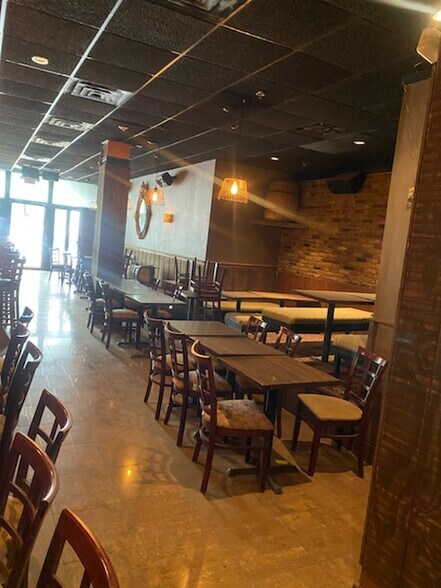 More Photos Of 2102 Market St, Philadelphia Restaurant For Lease