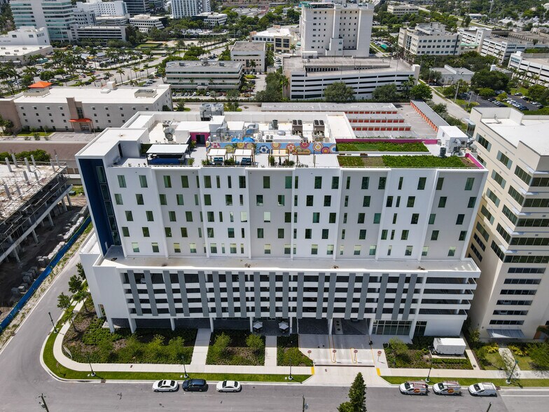 More Photos Of 2820 NE 214th St, Aventura Loft Creative Space For Sale