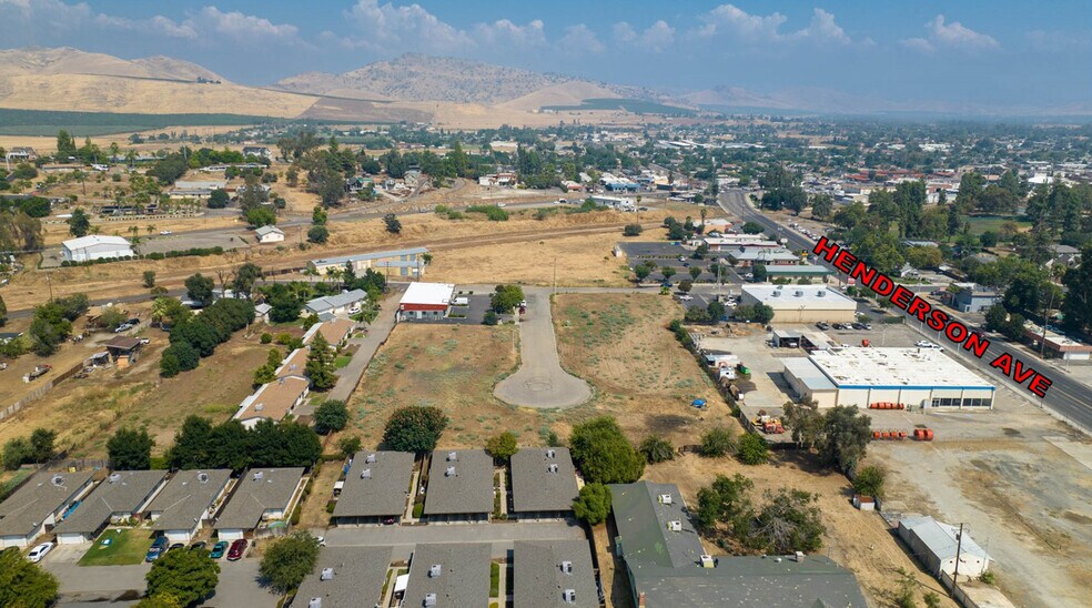 More Photos Of 300 Sequoia cir, Porterville Land For Sale