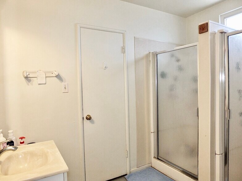 More Photos Of 830 Atlantic Ave, Long Beach Medical For Sale