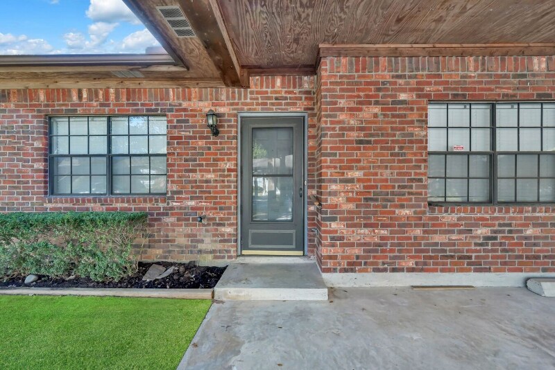 More Photos Of 28011 Johnson Rd, Tomball Apartments For Sale