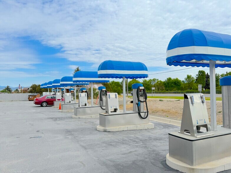 More Photos Of 3580 Ptarmigan Ln, Helena Carwash For Sale