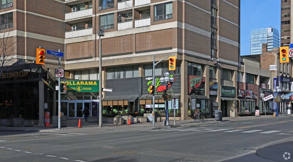 More Photos Of 730 Yonge St, Toronto Dormitory For Lease