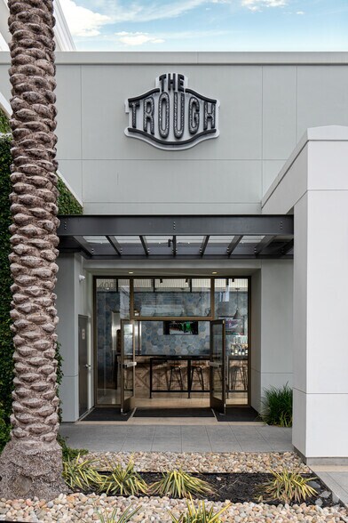 the goldfinch restaurant 2000 main st irvine ca 92614