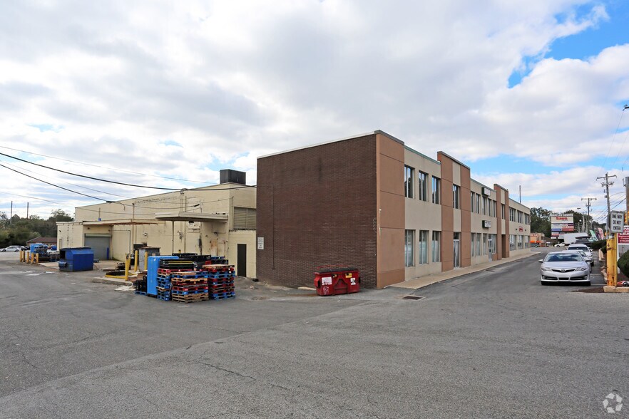 More Photos Of 1500 Garrett Rd, Upper Darby Township Unknown For Lease