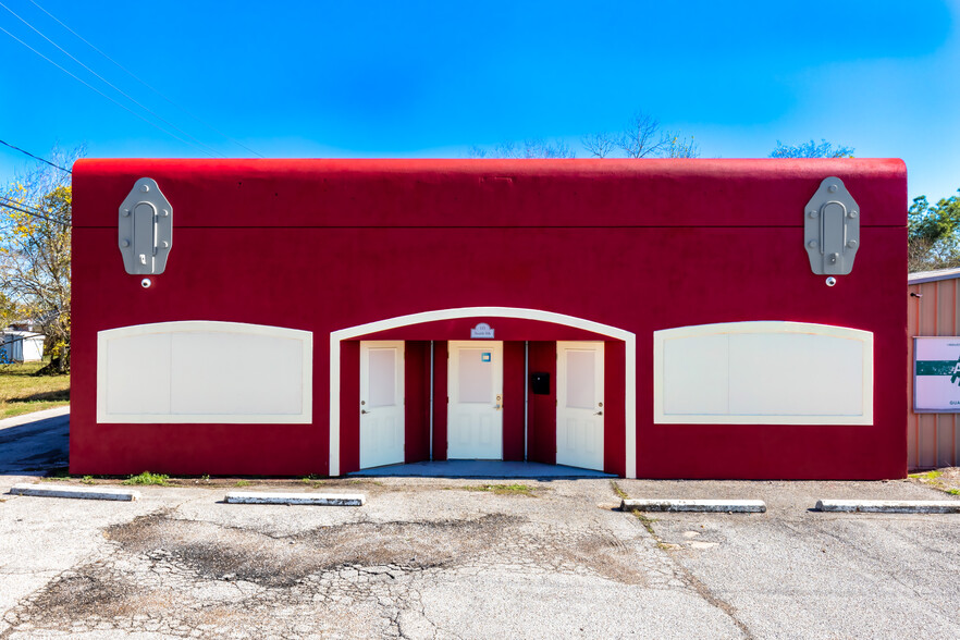 Primary Photo Of 111 S 8th St, La Porte Freestanding For Sale