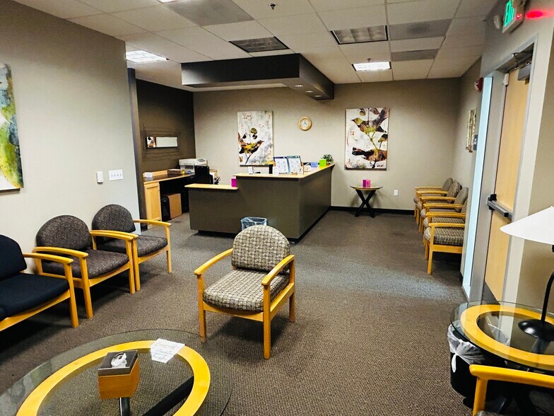 More Photos Of 20400-20410 Lake Chabot Rd, Castro Valley Medical For Lease