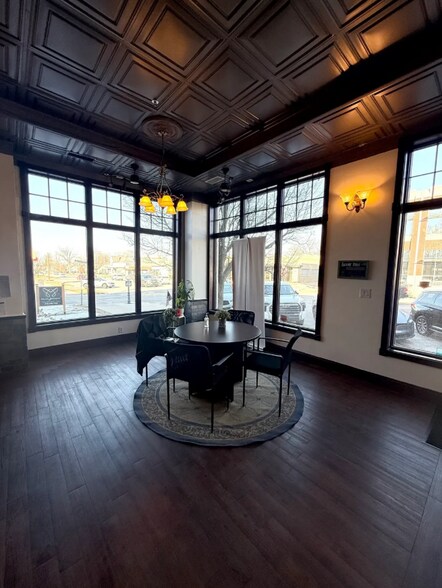 More Photos Of 125 N Main St, Crown Point Loft Creative Space For Lease