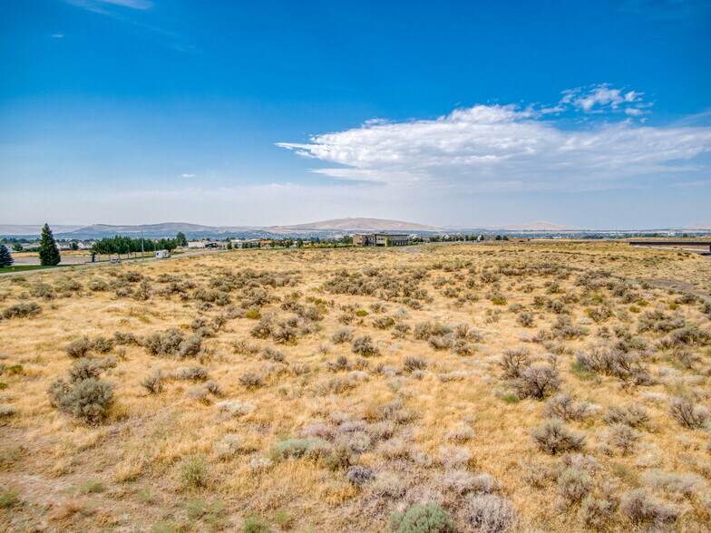 More Photos Of Saint Thomas Drive @ Road 100, Pasco Land For Sale