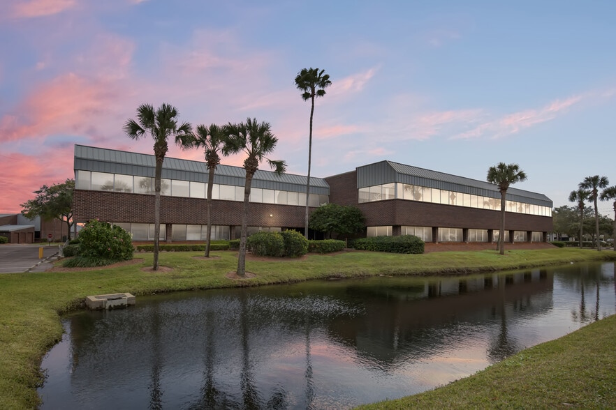 More Photos Of 10014 N Dale Mabry Hwy, Tampa Unknown For Lease