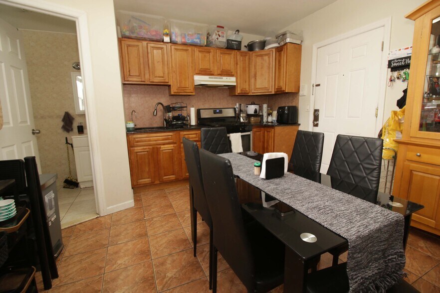 More Photos Of 201 Hackensack Plank Rd, Weehawken Restaurant For Sale