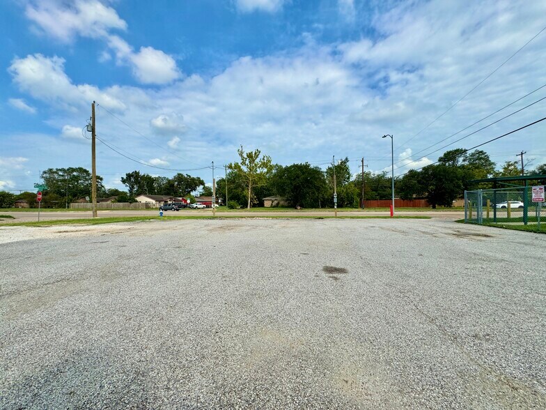 More Photos Of 5434 Melanite Ave, Houston Land For Lease