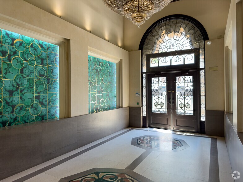 More Photos Of 9601-9621 Brighton Way, Beverly Hills Medical For Lease