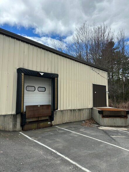 More Photos Of 166 Riverside Industrial Pky, Portland Shelter For Lease