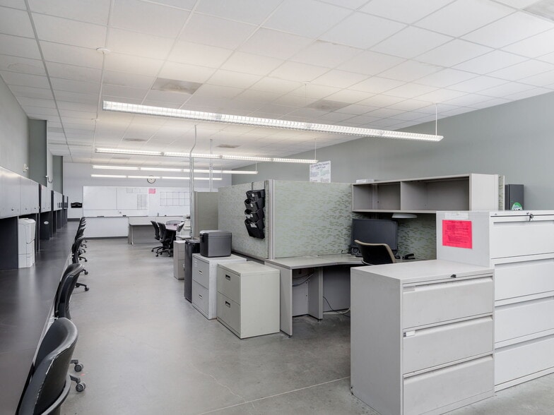 More Photos Of 7207 W FM 696, Elgin Industrial For Sale