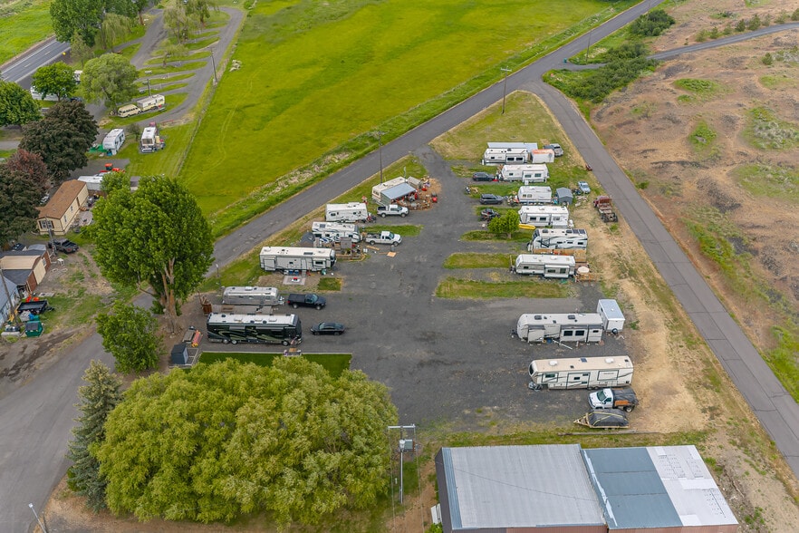 More Photos Of 14 Portland St NW, Wilbur Trailer Camper Park For Sale