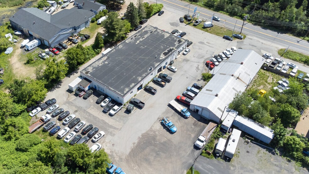 More Photos Of 86 Newburyport Tpke, Newbury Auto Dealership For Sale