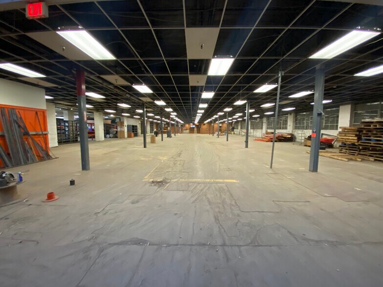More Photos Of 1811 LeMoyne Ave, Syracuse Warehouse For Sale