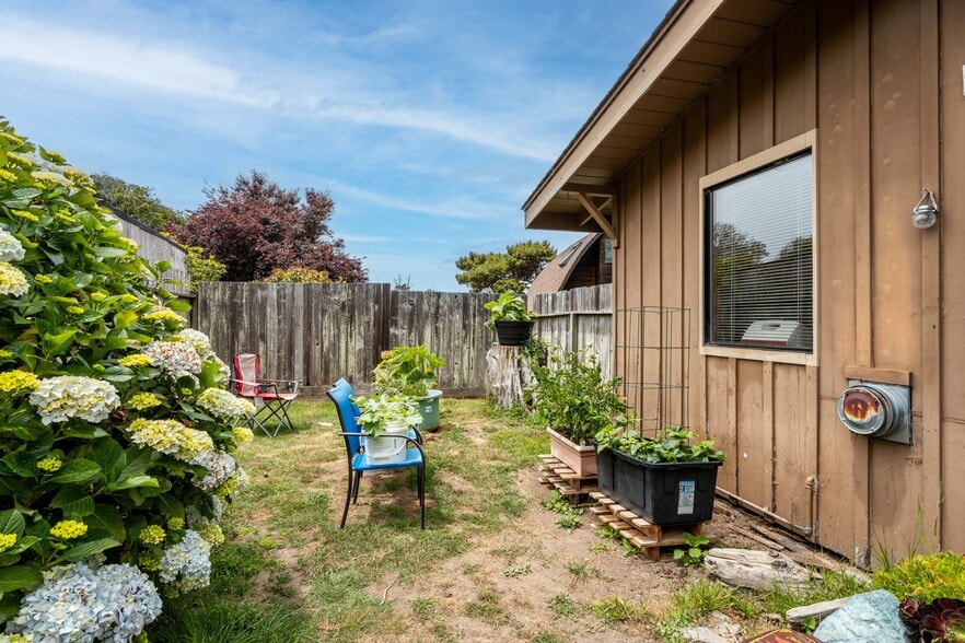 More Photos Of 23800 N Highway 1, Fort Bragg Apartments For Sale
