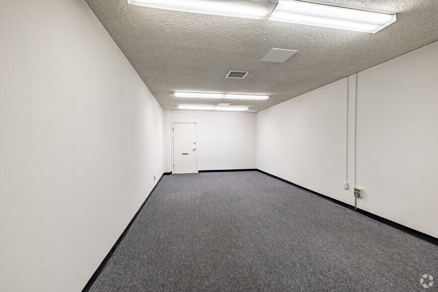 More Photos Of 611 S Catalina St, Los Angeles Loft Creative Space For Lease