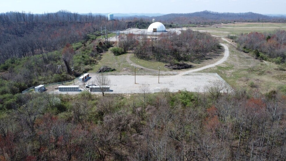 More Photos Of 520 Clay-Leslie Park Rd, Manchester Warehouse For Sale