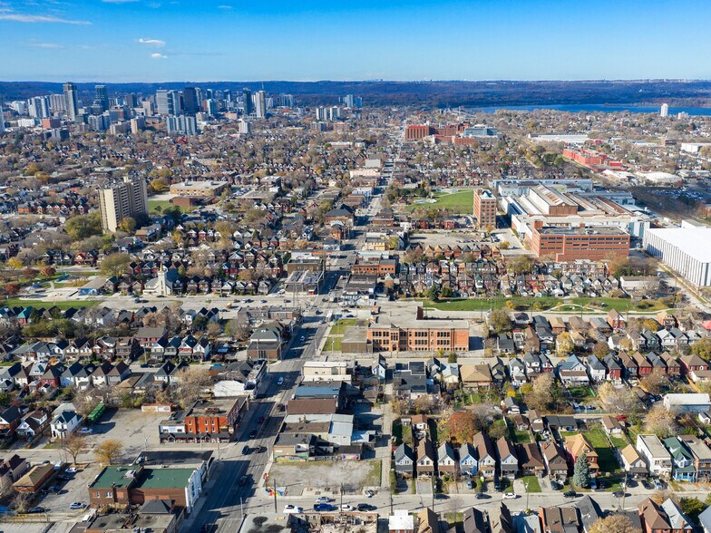 More Photos Of 601 Barton St E, Hamilton Schools For Sale