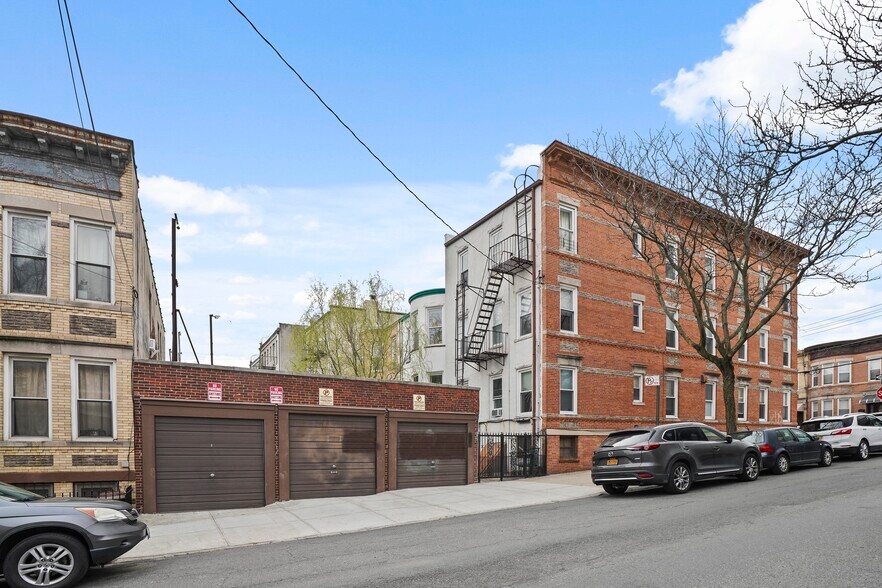 More Photos Of 6046 Putnam Ave, Ridgewood Apartments For Sale