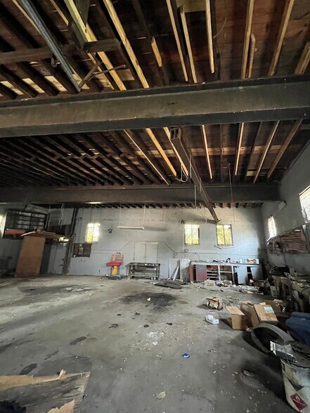 More Photos Of 5412 Buffalo, Jacksonville Industrial For Lease