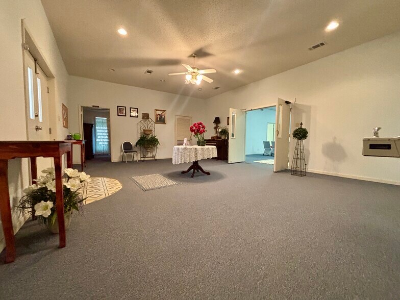 More Photos Of 5097 FM 1374 Rd, Huntsville Specialty For Sale