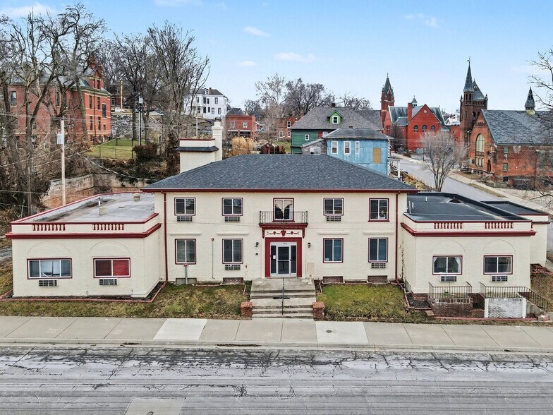 Primary Photo Of 1302 Faraon St, Saint Joseph Office For Sale