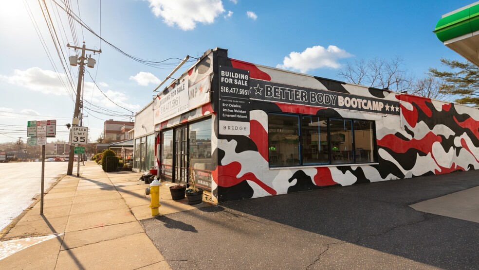 Primary Photo Of 12 Northern Blvd, Great Neck Storefront For Sale