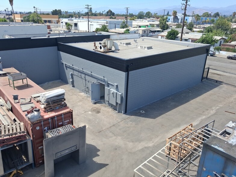More Photos Of 1140-1150 Price Ave, Pomona Warehouse For Lease