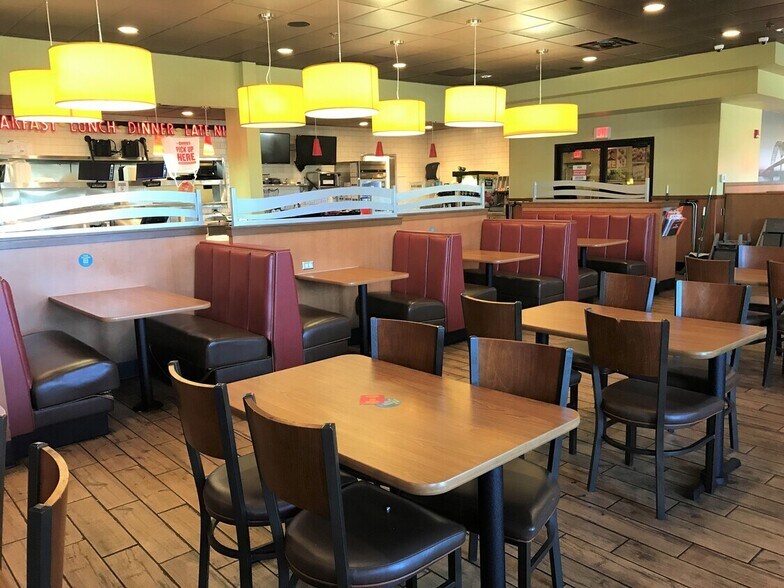 More Photos Of 7065 Winchester Rd, Memphis Restaurant For Sale