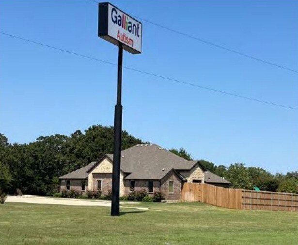 More Photos Of 1600 Creekstone Ct, Seagoville Healthcare For Sale