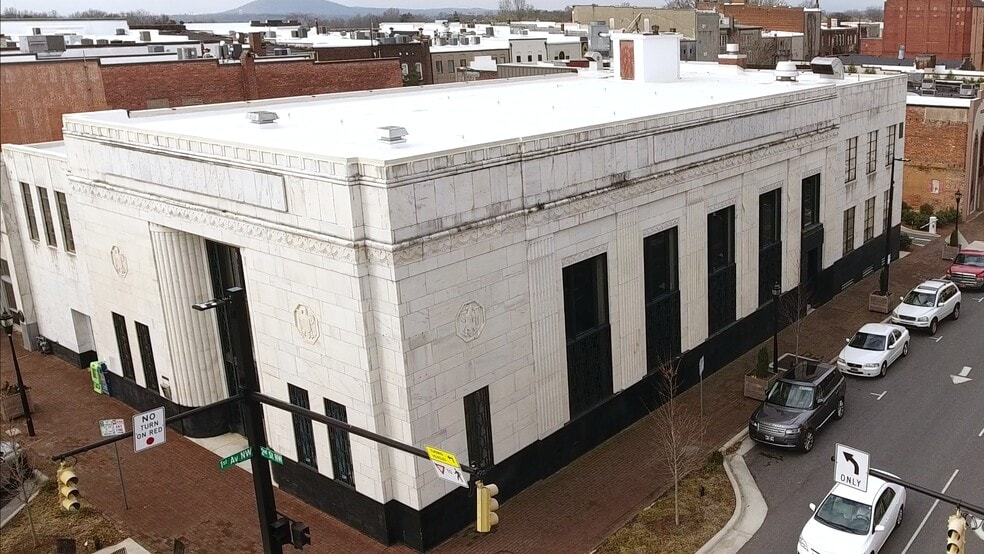 More Photos Of 39 2nd St NW, Hickory Office For Sale