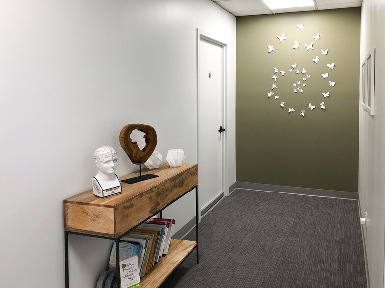 More Photos Of 300 Tamal Plz, Corte Madera Office For Sale