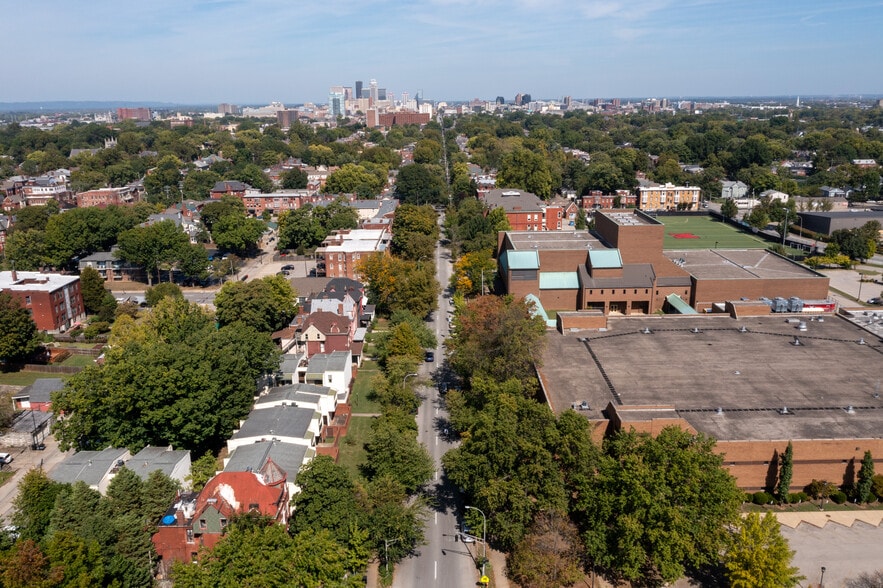 More Photos Of 1630 S 2nd St, Louisville Apartments For Sale